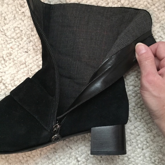 Aigner Suede Ankle Booties - Picture 5 of 6